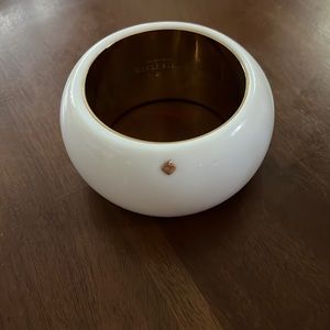 KATE SPADE WHITE BANGLE